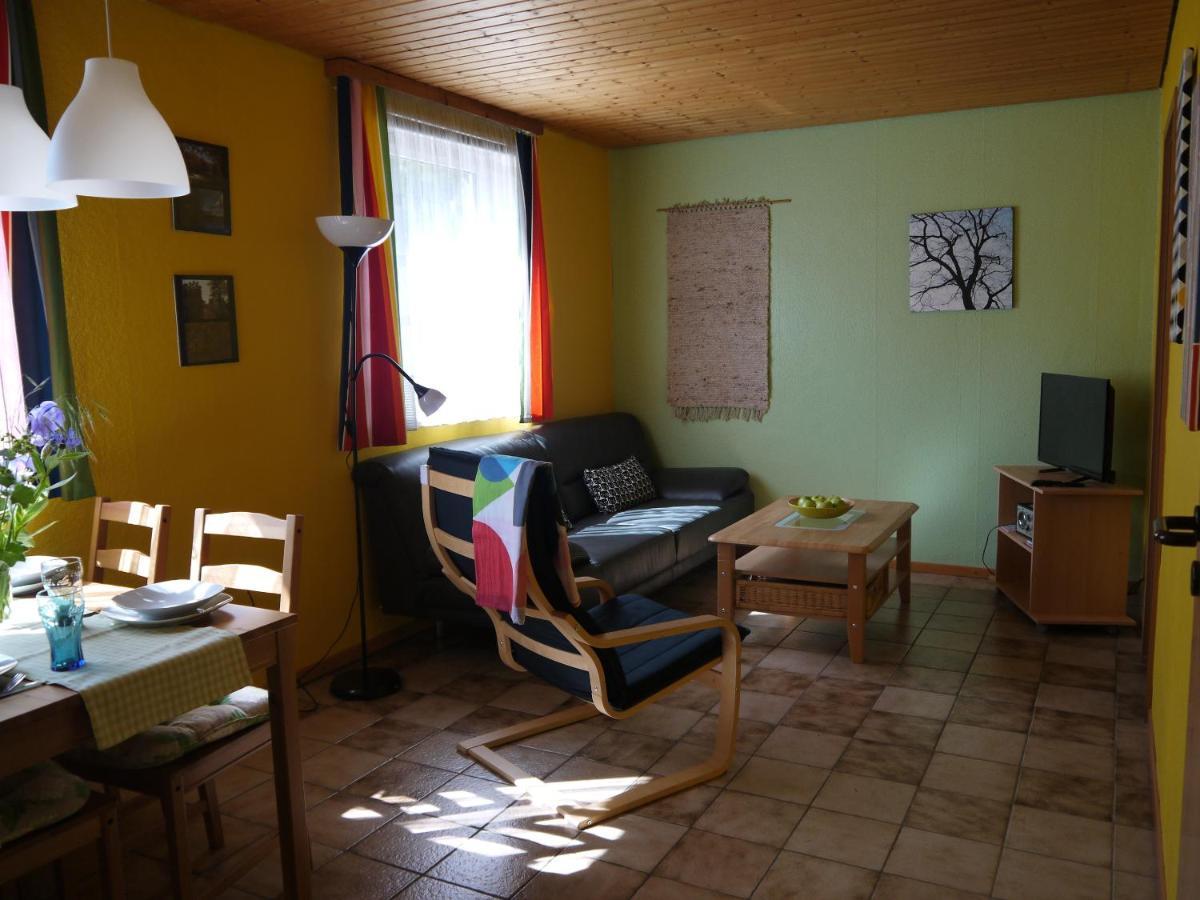 Ferienwohnungen Am Campingplatz Trendelburg Exteriör bild