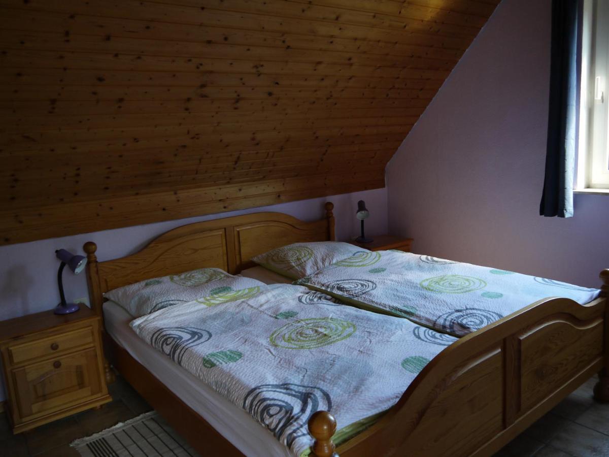Ferienwohnungen Am Campingplatz Trendelburg Exteriör bild